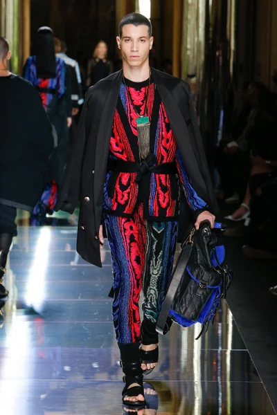 Look 64